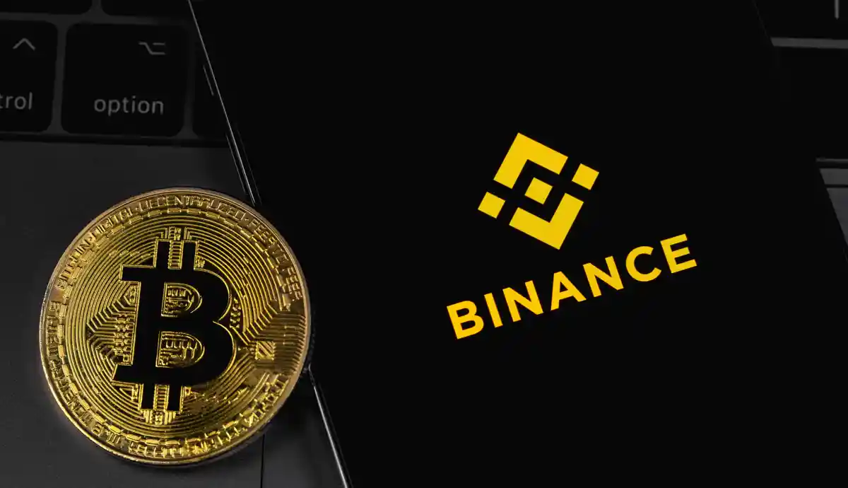 Binance in Crisis: Executives Flee Storms